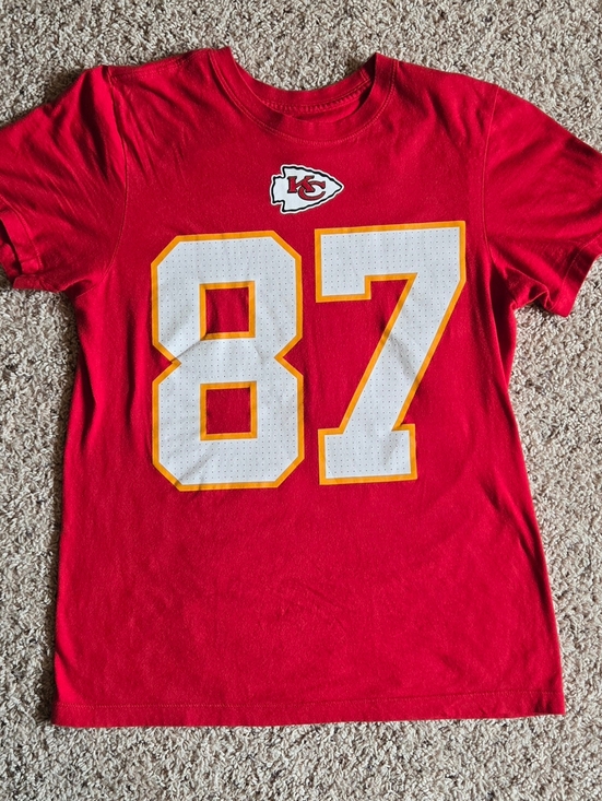 Nike Tops - Nike Kansas City Chiefs Travis Kelce #87 T-Shirt Red NFL Football Tee Size Mediu